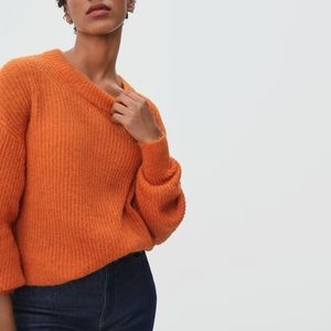 Everlane Alpaca Crew in Persimmon; Size Small